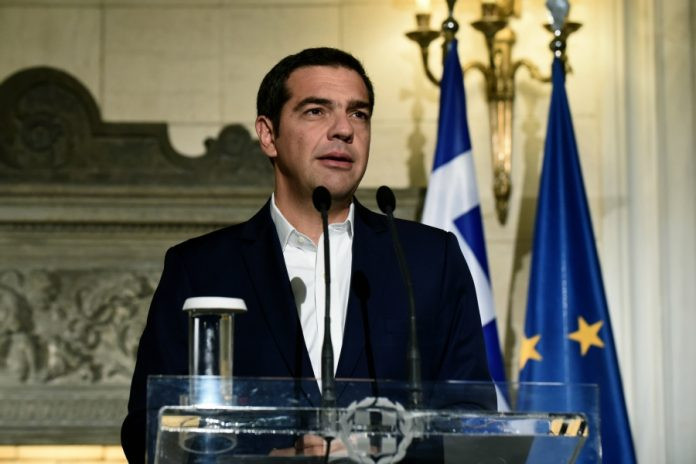 Αιφνιδιαστικό διάγγελμα Α.Τσίπρα: «Λεφτά υπάρχουν τελικά – Θα μοιράσω εκατ»!